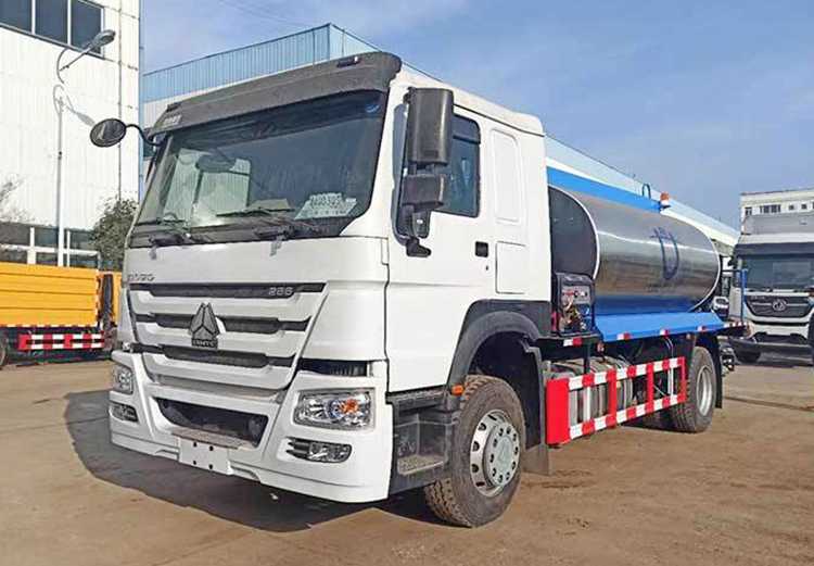 10cbm Howo Fuel Tank Truck