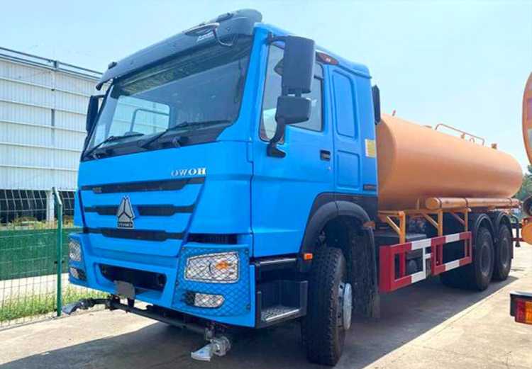 Sinotruk 6X4 Water Tanker